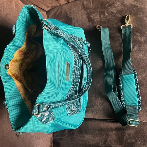 Green Women’s Samantha Brown Large Croc Embossed Tote Bag - Picture 9 of 9